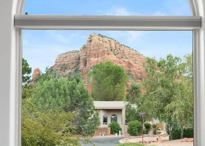 Chapel Showstopper! Walk To Trails, Private Yard Dom wakacyjny